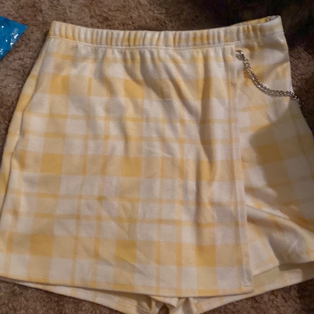 Yellow plaid skort